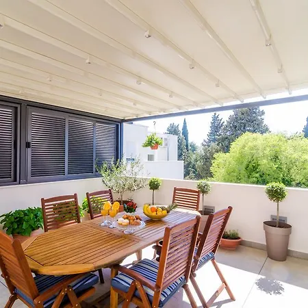 Magellan Deluxe One *