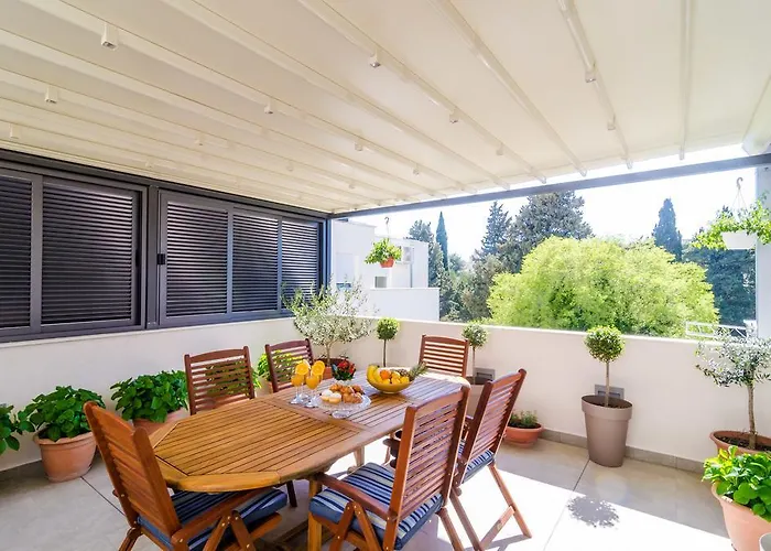 Magellan Deluxe One *