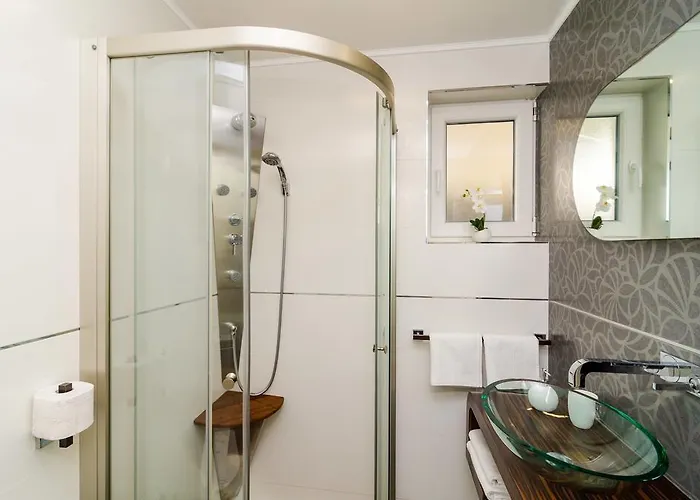 Magellan Deluxe One Апартаменты *