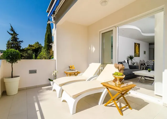 Magellan Deluxe One Апартаменты *