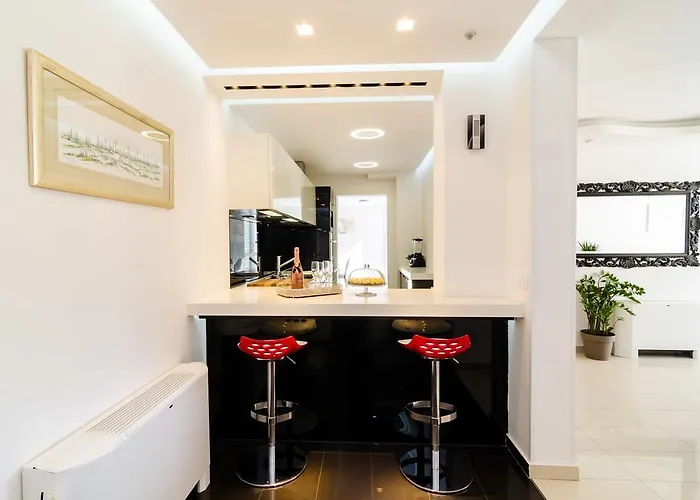 Magellan Deluxe One Апартаменты *