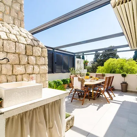 Magellan Deluxe One דוברובניק